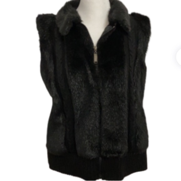 Mercer Street Studio Jackets & Blazers - EUC Vintage Mercer Street Studio Faux Fur & Sweater Black Vest Size:  PXL